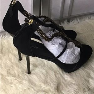 NEW IN THE BIX JUST FAB~”Meridian” Black/Gold Rhinestone Heels